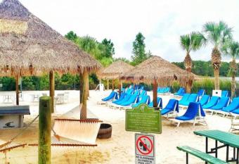 Bahama Bay Resort - Grand Bahama Penthouse has Balcony rooms