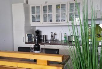 Seetempel allows 18 year olds to book a room