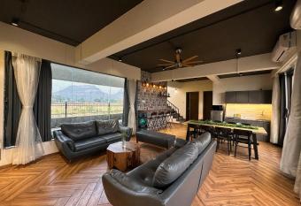 StayVille - Casa Cruda has Balcony rooms