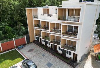 Kurinji Inn has Balcony rooms