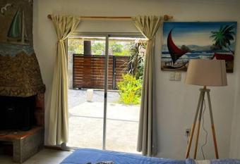 Casa amazonas allows 18 year olds to book a room