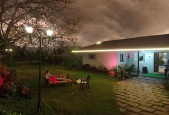 Ballal House has Smoking rooms