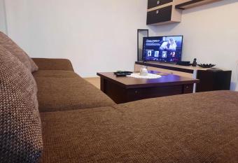 Apartament 3 camere semidecomandat has Balcony rooms