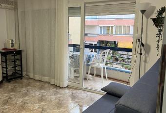 APARTAMENT SHOPPING TORRE-2 - 1er Pis Porta 3 era has Balcony rooms