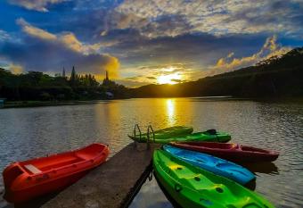 Caba  as Lago Cerro Azul - Lake of Panama has Balcony rooms