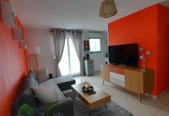 Au feu de Berque has Balcony rooms