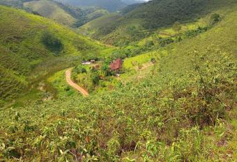 Fazenda   guas Claras has Balcony rooms