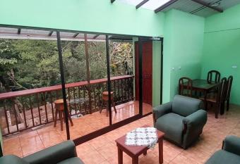 La casa de tia allows 18 year olds to book a room