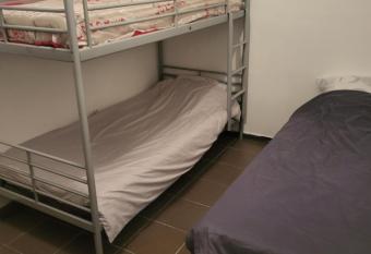 Chez Racem has Balcony rooms