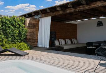 Prinsotel La Dorada - 4* Sup allows 18 year olds to book a room