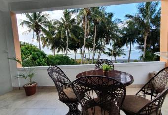 Oceanview Kite Garden Rooftop Appartment has Balcony rooms