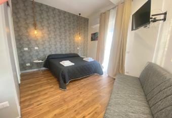 B&b sweet room apartment has Balcony rooms