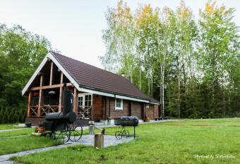 Sodybos Nar  nas namelis dviems allows 18 year olds to book a room