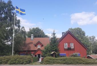 Villa Linneryd 1 has Balcony rooms