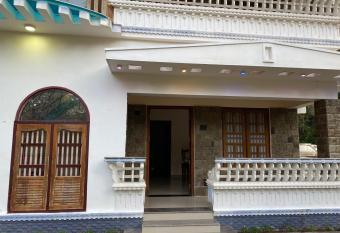 ZEN APARTMENTS has Balcony rooms