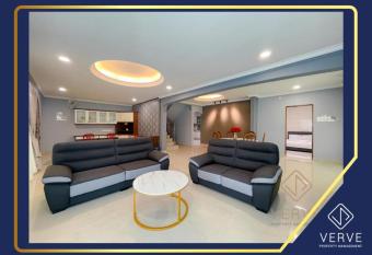 Ipoh Happy Happy Suite by Verve (12pax) EECH63 allows 18 year olds to book a room