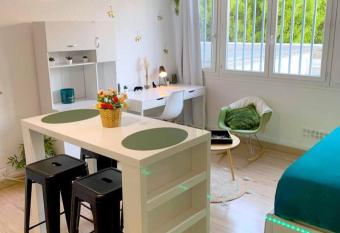 Studio near Parking with WIFI Center has Smoking rooms