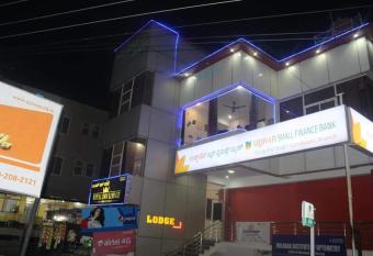 Royal inn Lodge has Smoking rooms