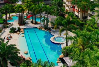 City/Valley Resort Apartment has rooms with a private hot tub