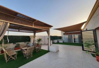 Paradise Studios has Balcony rooms