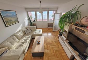 Comfortable & Cozy Apartment has Balcony rooms