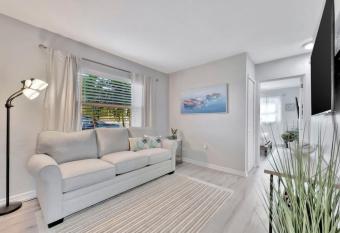 The Bardmoor a Luxury Family Retreat in St Pete has Balcony rooms