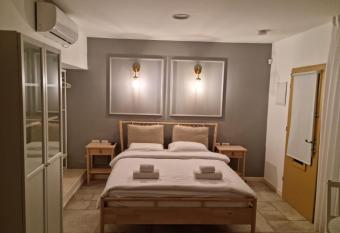 DUKE of the Dead Sea by CROWN has Balcony rooms