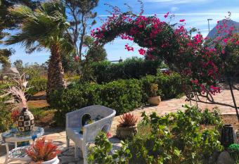 Pamir CasaVacanze has Balcony rooms