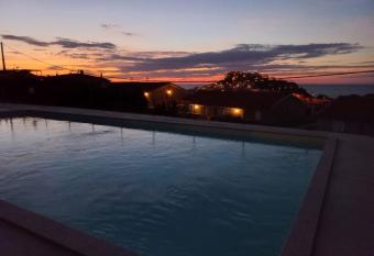 La Favola di Anna allows 18 year olds to book a room