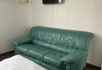 S  jour confortable et agr  able pour la famille... has Balcony rooms