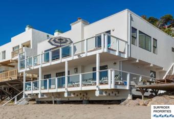 Malibu Road Beachfront Charmer has Balcony rooms
