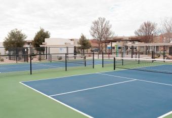Town Center 2305 Coral Canyon Golf Suite has rooms with a private hot tub
