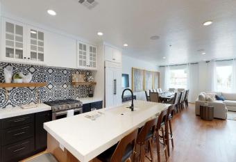 Town Center 2383 - 2387 Zion Park Massive 10 Bedroom Home has Balcony rooms