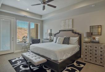 Coral Ridge 2085 Zion Family Escape allows 18 year olds to book a room