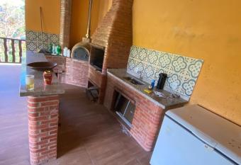 Recanto DaLua allows 18 year olds to book a room