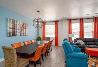 Town Center 2293 Grand Coral Estate - 6 bedroom has Balcony rooms