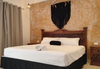 Hotel Casa Henequ  n has Balcony rooms