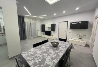 La Casa Di Lilla has Balcony rooms