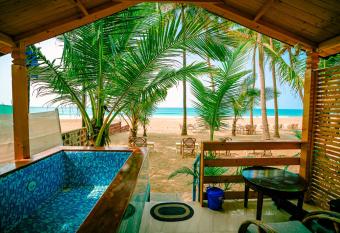 orange sky beach bungalow has Balcony rooms
