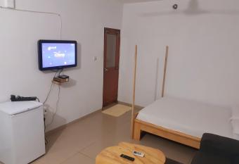 Houeyiho has Balcony rooms