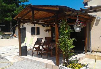 LE CHAMOIS DORT has Balcony rooms