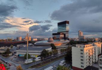 Studio przy Spodku allows 18 year olds to book a room