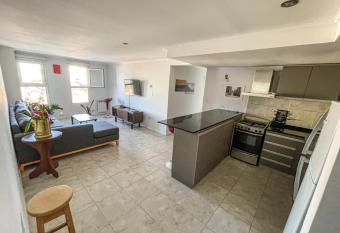 El Progreso has Balcony rooms