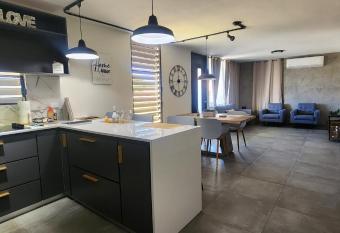 Villamar has Balcony rooms