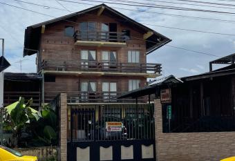 Hostal Yutzo allows 18 year olds to book a room