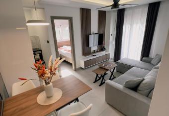 MK Boutique Apartment Perea has Balcony rooms