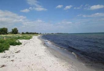 Hedmansg  rdens basement apartment has Balcony rooms