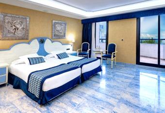 Marina d Or    Hotel Marina d Or Balneario 5* has Balcony rooms