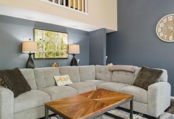 THE GATHERING condo has Balcony rooms