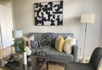 Lovely 2Br Condo W/ free Parking & Steps From Sq 1 has Balcony rooms